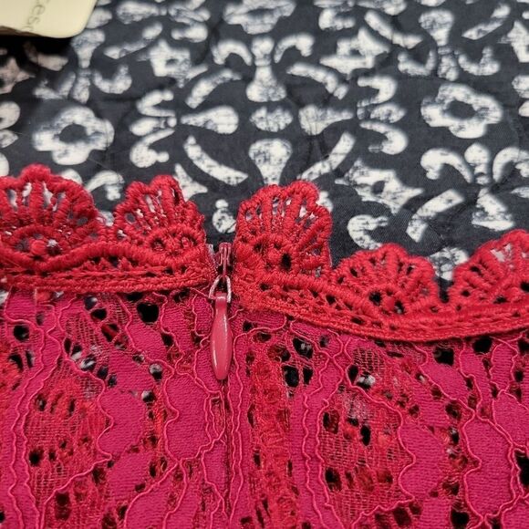 Hot Pink Lace Midi Dress - Picture 5 of 8